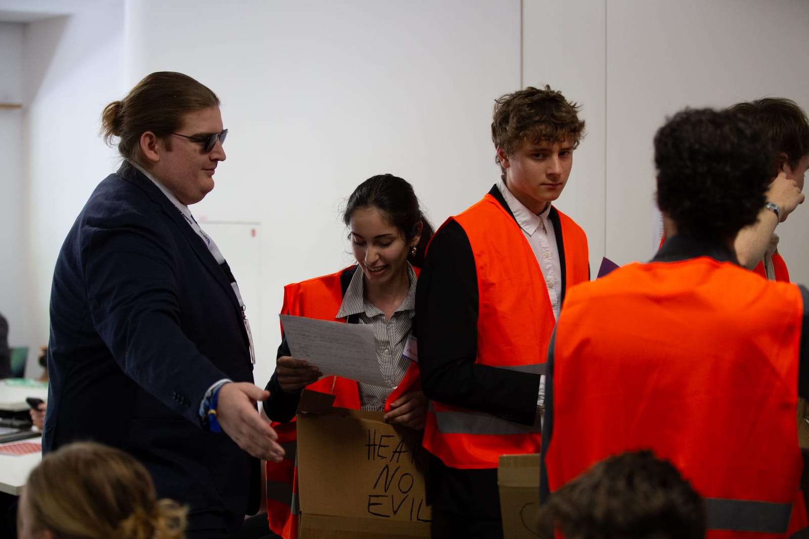 Schritt 3 und 4: Auf die Gremien und Themen vorbereiten